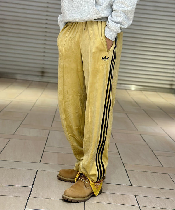 Kellyさんの「BEAMS WOMEN｜TIMBERLAND / 6inch Boots」を使ったコーディネート