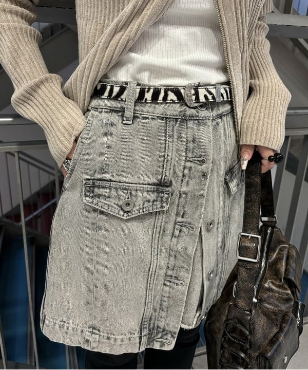 もえのさんの「BEAMS WOMEN｜ART-BROWN / ヘアー カーフ ベルト」を使ったコーディネート