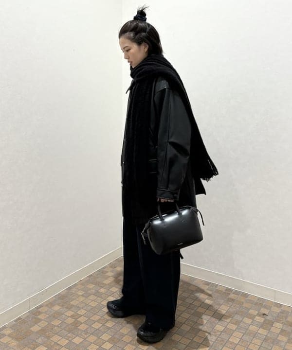 吉田 花さんの「BEAMS WOMEN｜YAHKI / YH-662 ショルダー バッグ」を使ったコーディネート