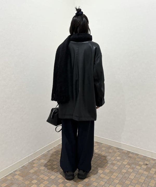 吉田 花さんの「BEAMS WOMEN｜YAHKI / YH-662 ショルダー バッグ」を使ったコーディネート