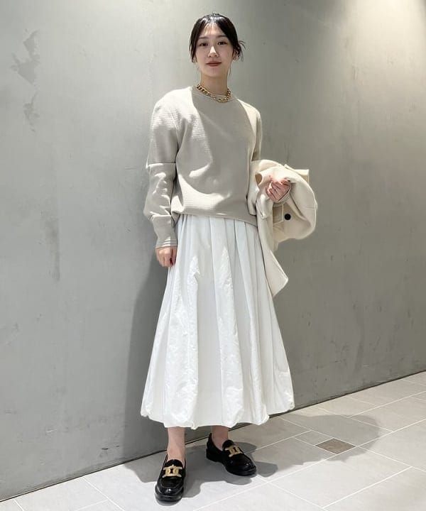坂本 涼花さんの「BEAMS WOMEN｜バルーン スカート」を使ったコーディネート