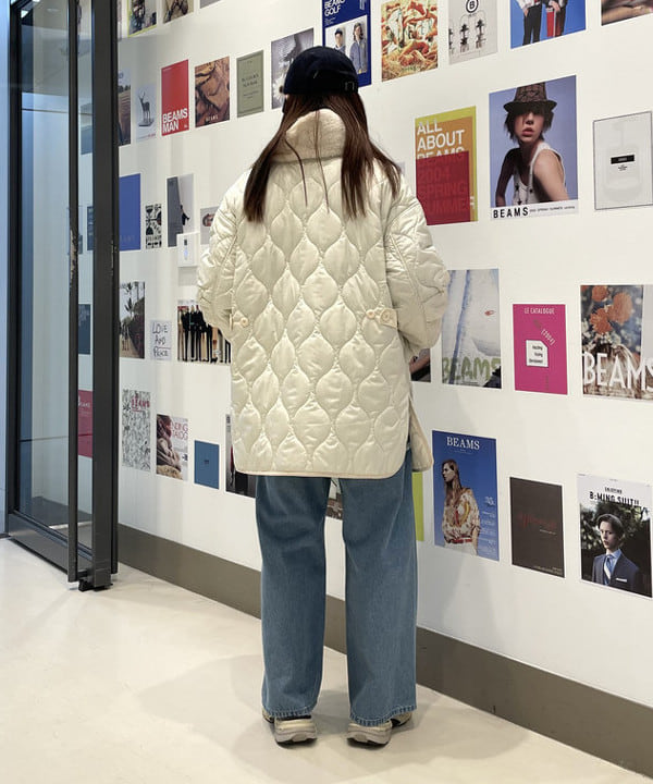 松本 佳菜子さんの「BEAMS WOMEN｜キルティング ノーカラー ブルゾン」を使ったコーディネート