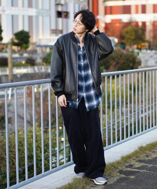 SUDOさんの「BEAMS WOMEN｜レザー ボマージャケット」を使ったコーディネート