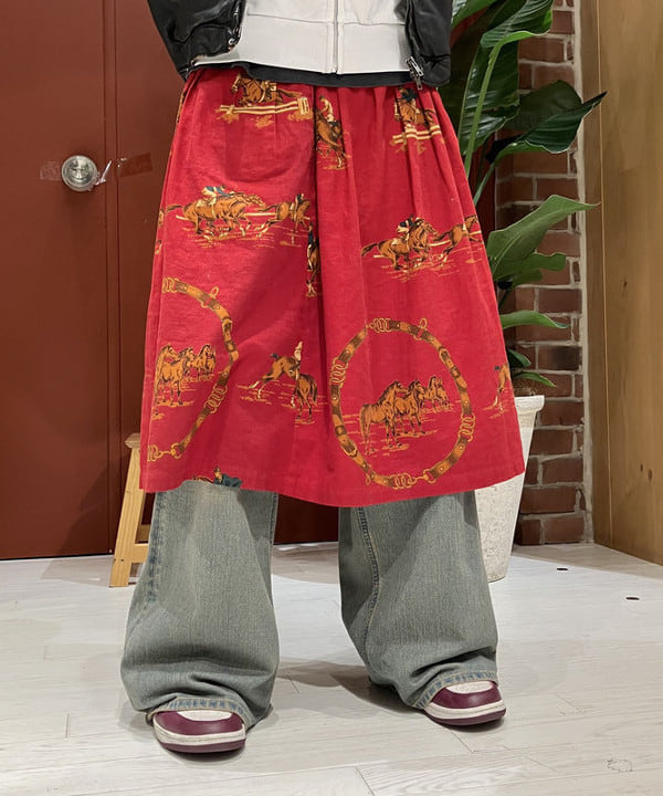 ディクソン 太陽さんの「BEAMS WOMEN｜ユーズド加工 レザージップブルゾン」を使ったコーディネート