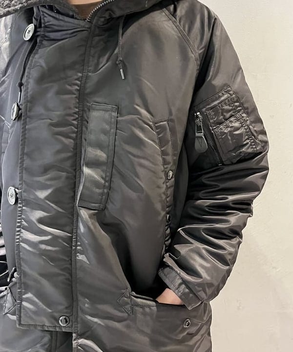 流聖さんの「BEAMS WOMEN｜BEAMS PLUS / N-3B ダウン ジャケット」を使ったコーディネート