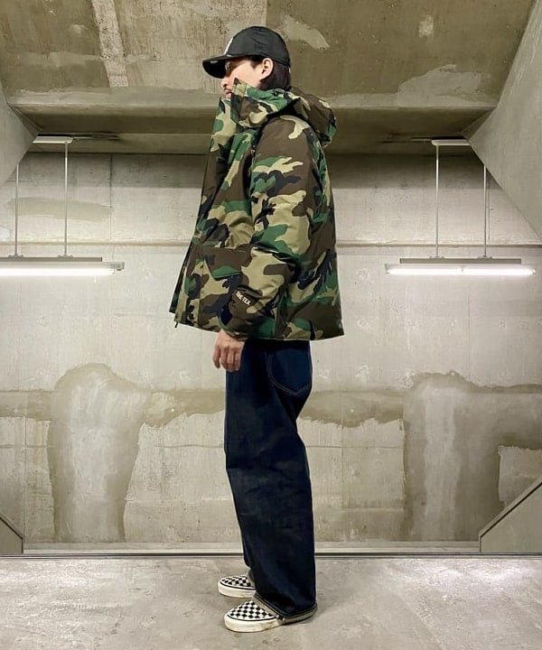 植木 竜也さんの「BEAMS WOMEN｜【別注】Marmot / Mammoth Down Short Parka」を使ったコーディネート