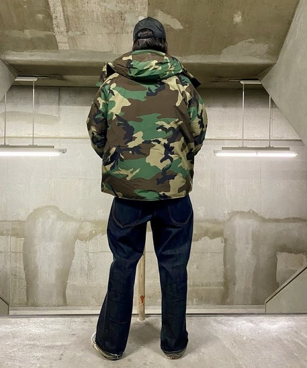 植木 竜也さんの「BEAMS WOMEN｜【別注】Marmot / Mammoth Down Short Parka」を使ったコーディネート