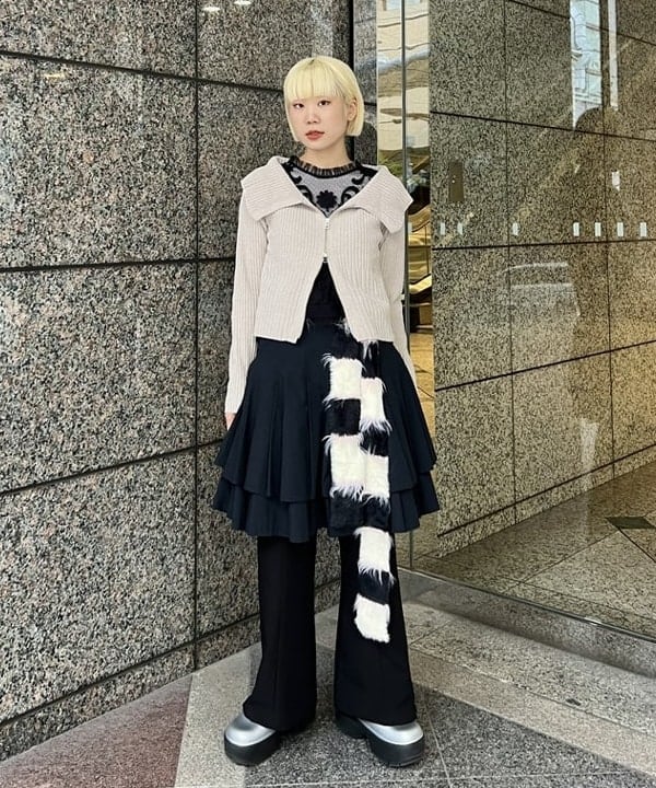 あさひさんの「BEAMS WOMEN｜スリム ニット ボーダー マフラー」を使ったコーディネート