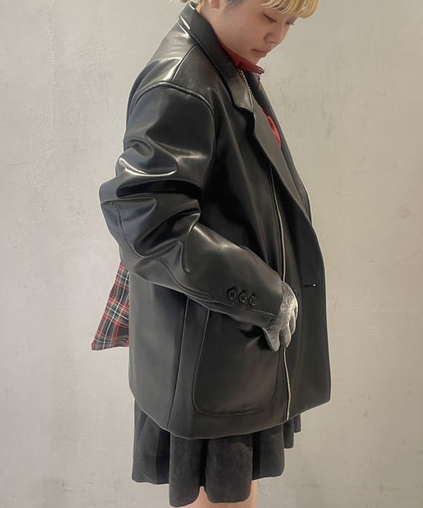 大石彩可さんの「BEAMS WOMEN｜チェック ショッパー L」を使ったコーディネート