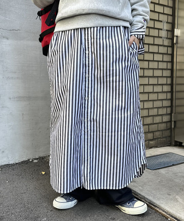 ナガオカ サキさんの「BEAMS WOMEN｜Champion / 別注 ロゴリバースウィーブ(R) クルーネック スウェット 24AW」を使ったコーディネート