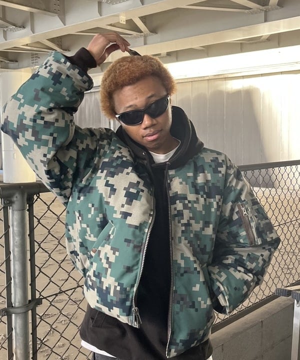 NADEL ナデールさんの「BEAMS WOMEN｜リバーシブル ダウン フライトジャケット」を使ったコーディネート