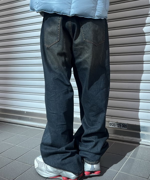 菊田 悠さんの「BEAMS WOMEN｜BEAMS / ワイドフィット デニムパンツ」を使ったコーディネート