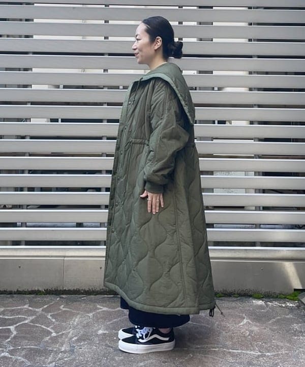 コウリキ　マミさんの「BEAMS WOMEN｜【別注】INFIELDER DESIGN / MLB ファーバッグ YYB」を使ったコーディネート