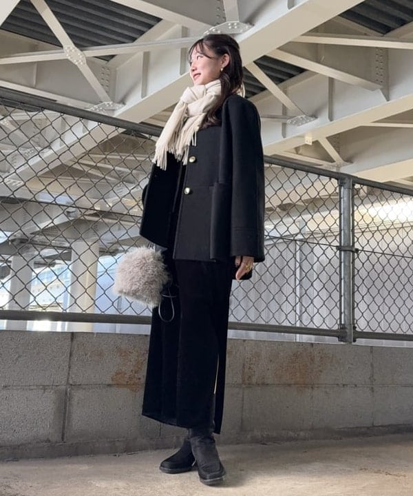 YUIさんの「BEAMS WOMEN｜フェイクファー ポーチバッグ」を使ったコーディネート
