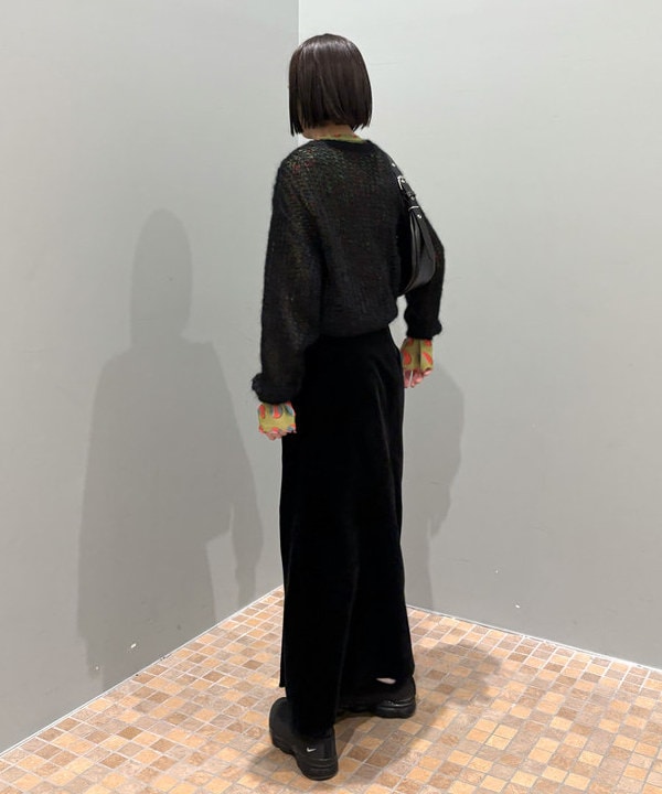 吉田 花さんの「BEAMS WOMEN｜【別注】YAHKI × HYPNOTIZE / Crescent Bag」を使ったコーディネート