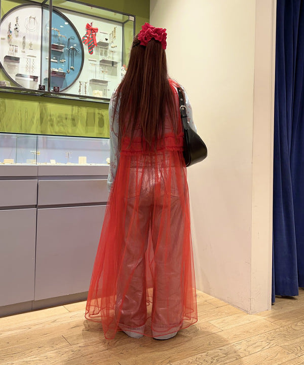 オカベ　アヤカさんの「BEAMS WOMEN｜【別注】YAHKI × HYPNOTIZE / Crescent Bag」を使ったコーディネート