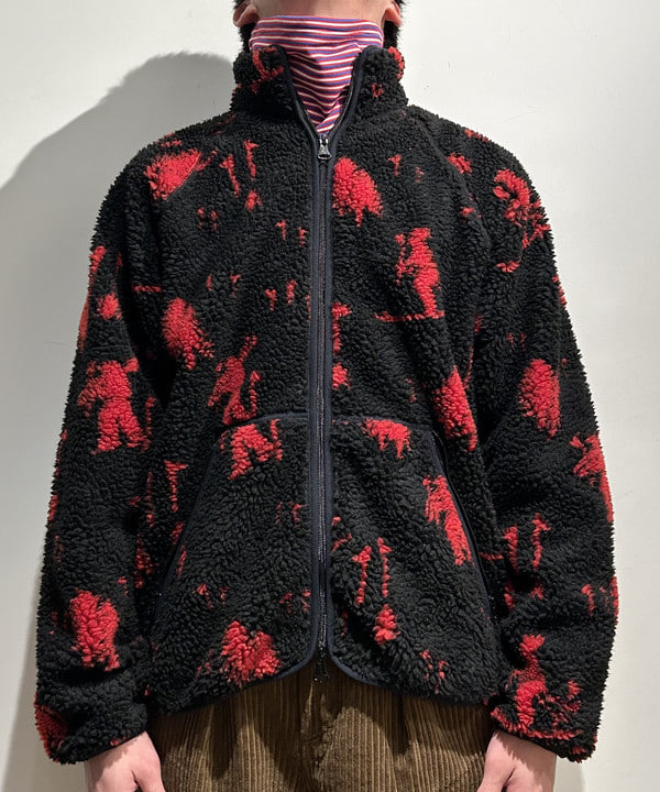 及川 晃さんの「BEAMS WOMEN｜【別注】WILDERNESS WEAR / Neck Warmer」を使ったコーディネート