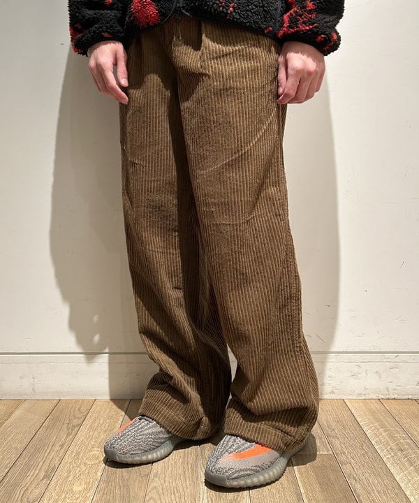 及川 晃さんの「BEAMS WOMEN｜【別注】WILDERNESS WEAR / Neck Warmer」を使ったコーディネート