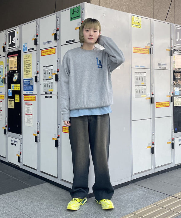 マツミヤさんの「BEAMS WOMEN｜BEAMS / ワイドフィット デニムパンツ」を使ったコーディネート