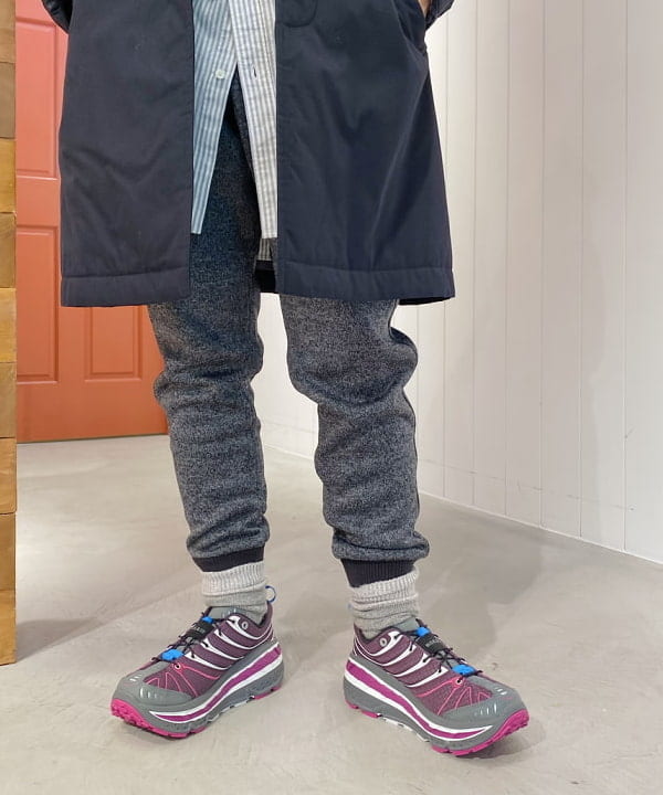 Kaoru Sakumaさんの「BEAMS WOMEN｜オックスフォード ストライプ ビッグボタンダウン シャツ」を使ったコーディネート