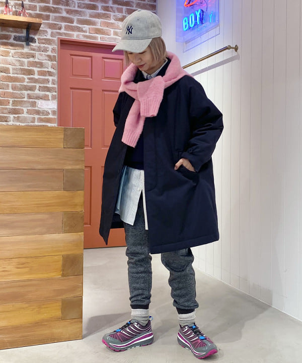 Kaoru Sakumaさんの「BEAMS WOMEN｜オックスフォード ストライプ ビッグボタンダウン シャツ」を使ったコーディネート