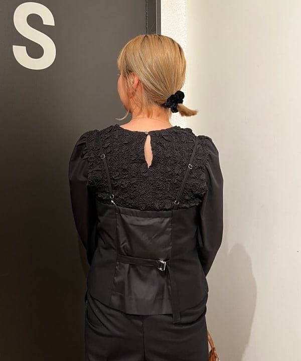 Ito_ririkaさんの「BEAMS WOMEN｜【別注】YAHKI × HYPNOTIZE / Crescent Bag」を使ったコーディネート