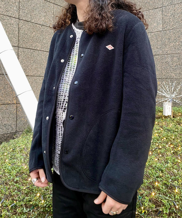 りくっしーさんの「BEAMS WOMEN｜【別注】Dickies / ワイド チノ パンツ」を使ったコーディネート