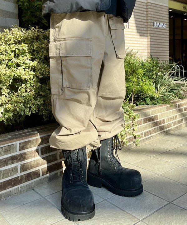 トラ吉さんの「BEAMS WOMEN｜フード マフラー」を使ったコーディネート