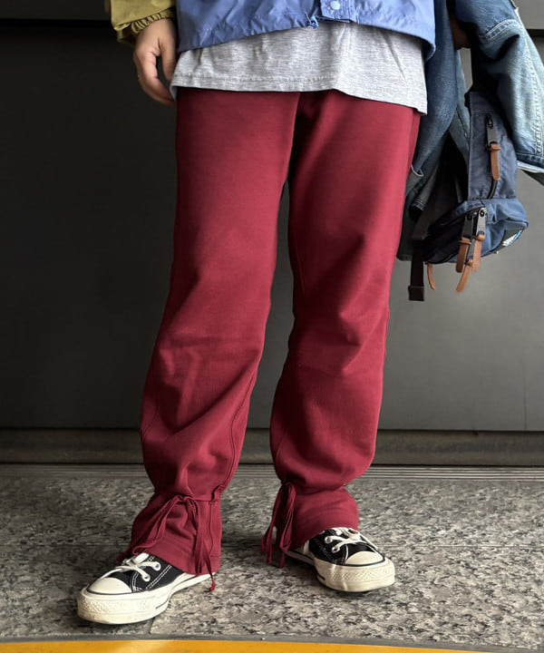 つぼさんの「BEAMS WOMEN｜ヘム アレンジ スウェット パンツ」を使ったコーディネート
