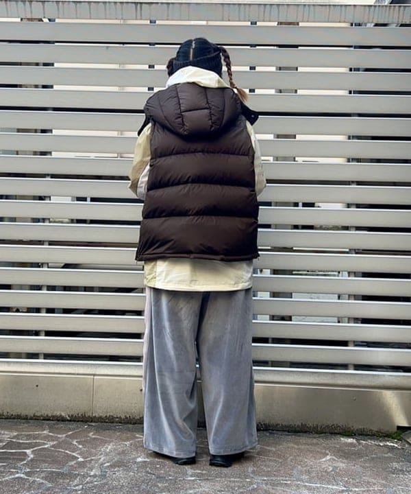 Kyooka Sayakaさんの「BEAMS WOMEN｜BRIEFING × BEAMS BOY / 別注 ヘルメット バッグ」を使ったコーディネート