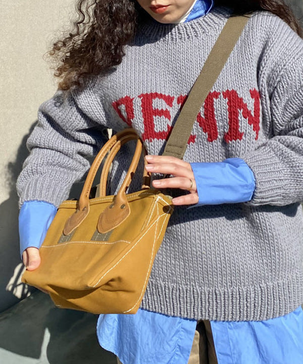 EMORIさんの「BEAMS WOMEN｜【別注】L.L.Bean / Deep Bottom Leather Handle Zip Tote Mini」を使ったコーディネート
