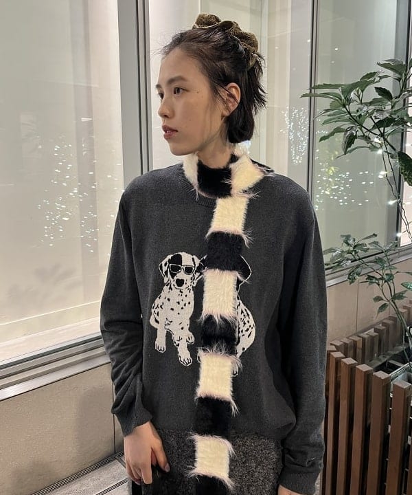 神坂 莉子さんの「BEAMS WOMEN｜【別注】CONTROL FREAK / ★ファー バッグ」を使ったコーディネート