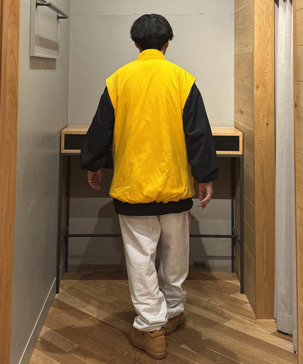 三宅 康平さんの「BEAMS WOMEN｜【別注】Timberland / HERITAGE GORE-TEX（R）MOC TOE MIDDLE WHEAT NUBUCK」を使ったコーディネート