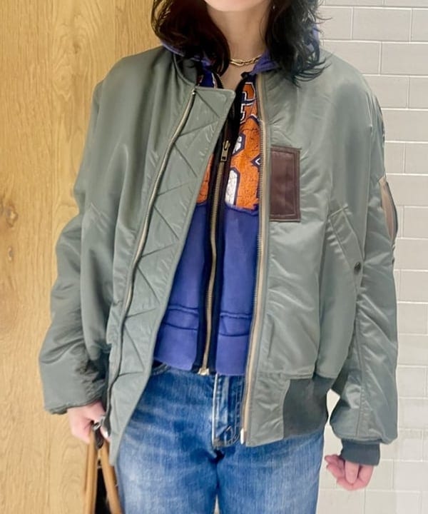 笠井 祐希さんの「BEAMS WOMEN｜【別注】L.L.Bean / Deep Bottom Leather Handle Zip Tote Mini」を使ったコーディネート