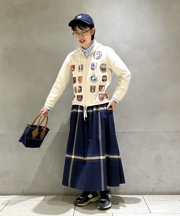 葵さんの「BEAMS WOMEN｜ボーイ ビッグタータン スカート」を使ったコーディネート