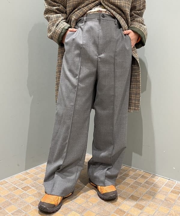 るーたまさんの「BEAMS WOMEN｜ガンクラブ チェックコート」を使ったコーディネート