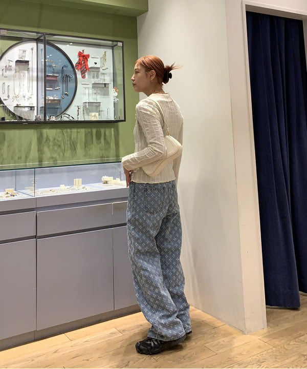 れいなさんの「BEAMS WOMEN｜ストライプ シャーリング ジップ シャツ」を使ったコーディネート