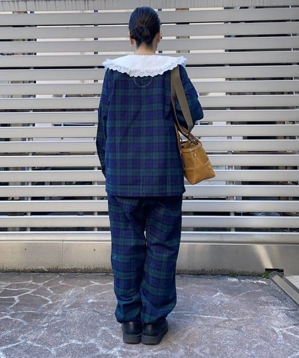 コウリキ　マミさんの「BEAMS WOMEN｜【別注】L.L.Bean / Deep Bottom Leather Handle Zip Tote Mini」を使ったコーディネート