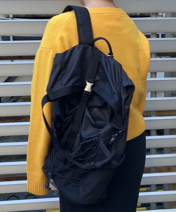 藤井 裕実子さんの「BEAMS WOMEN｜AK+1 / ユーティリティ バッグ」を使ったコーディネート