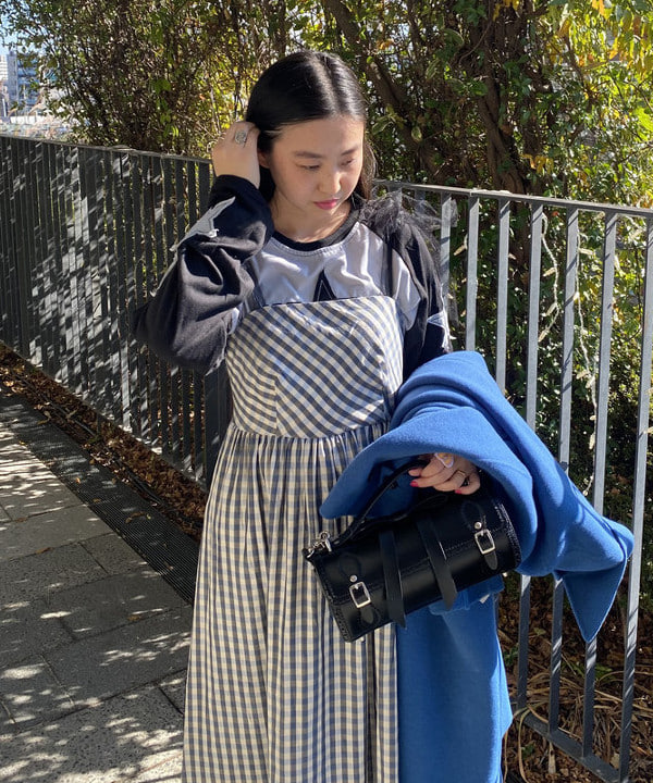 ayaさんの「BEAMS WOMEN｜sister jane / Cindy Check Midi Dress」を使ったコーディネート