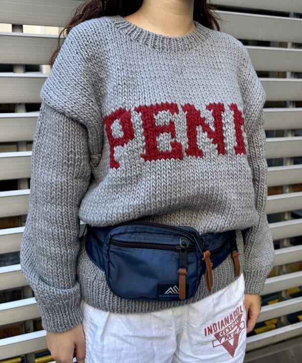 チナツさんの「BEAMS WOMEN｜GREGORY / 別注 VINTAGE HIP MATE NAVY」を使ったコーディネート