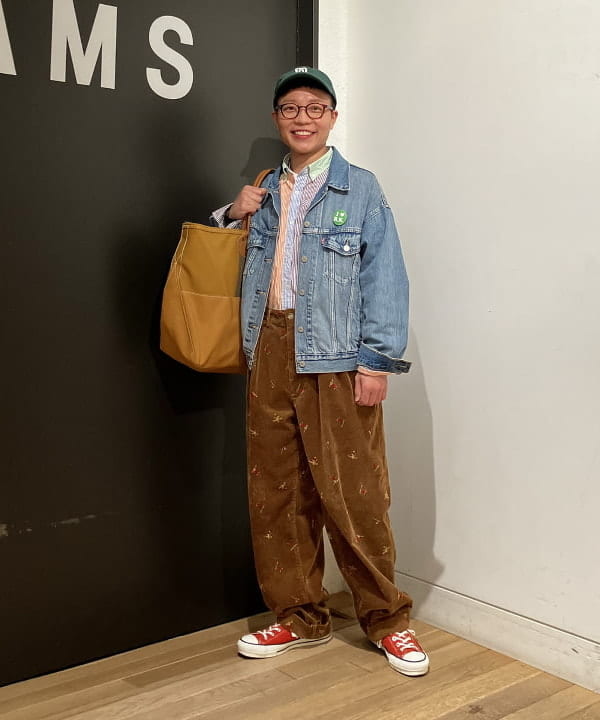 土田 達也さんの「BEAMS WOMEN｜L.L.Bean / 別注 Deep Bottom Leather Handle Zip Tote L」を使ったコーディネート