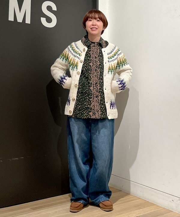 みかみさんの「BEAMS WOMEN｜ハンド ノルディック カーディガン」を使ったコーディネート