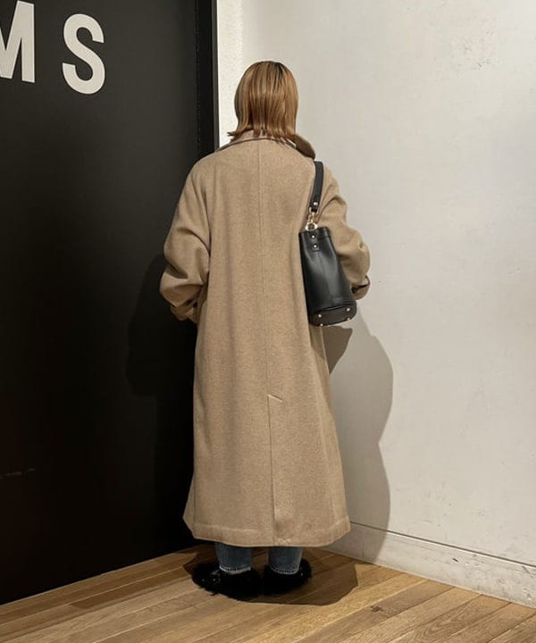 Ito_ririkaさんの「BEAMS WOMEN｜スタンドカラー ダブル コート」を使ったコーディネート