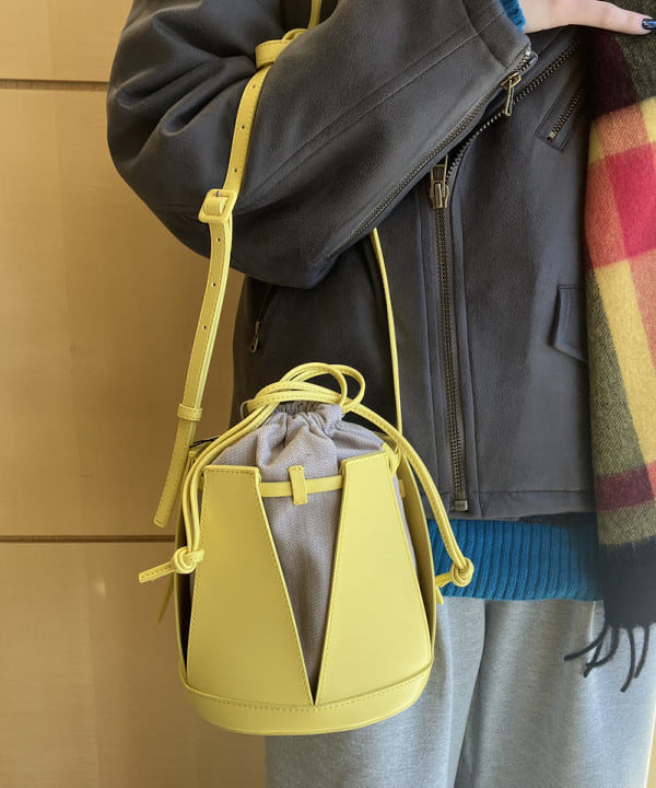 Hazukiさんの「BEAMS WOMEN｜L&rsquo;Avenir / Daphne」を使ったコーディネート