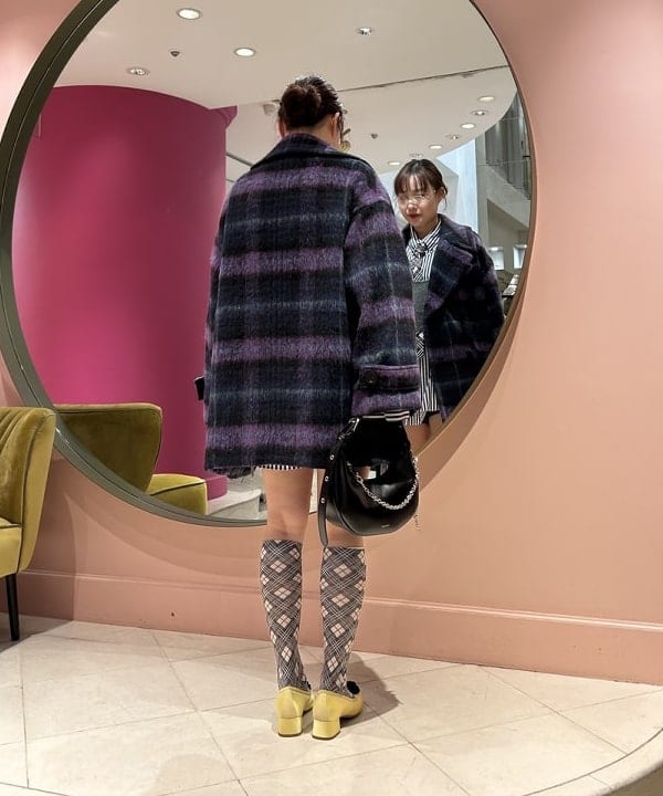 渡邊 舞さんの「BEAMS WOMEN｜【別注】YAHKI × HYPNOTIZE / Crescent Bag」を使ったコーディネート