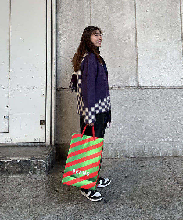 ハナイさんの「BEAMS WOMEN｜チェッカード Vネック カーディガン」を使ったコーディネート