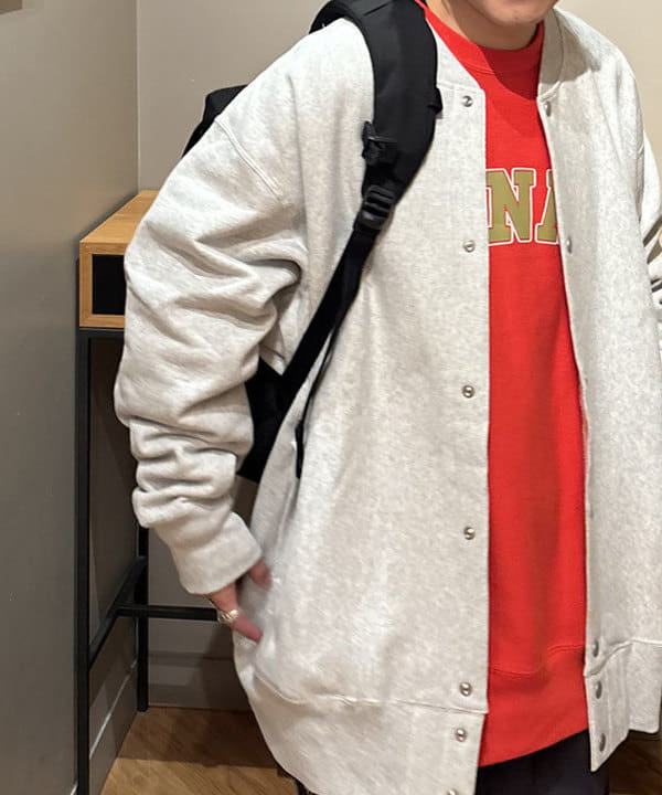 三宅 康平さんの「BEAMS WOMEN｜ABLE CARRY / Daily Plus Cordura Black」を使ったコーディネート