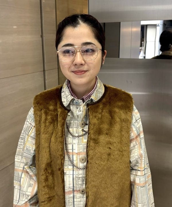 吉野 多恵さんの「BEAMS WOMEN｜Barbour / 別注 Liner Vest 24FW」を使ったコーディネート