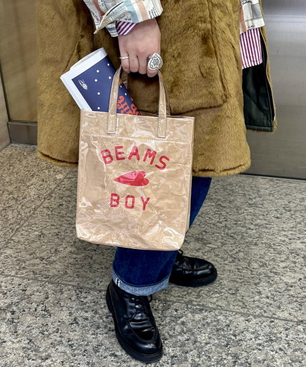 吉野 多恵さんの「BEAMS WOMEN｜Barbour / 別注 Liner Vest 24FW」を使ったコーディネート